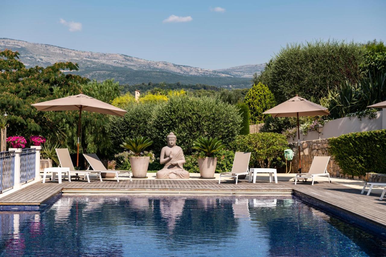 Terre De Reve Bed & Breakfast Le Rouret Exterior photo